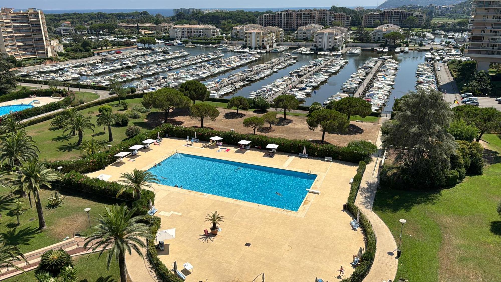 Appartement T3 De Standing Vue Mer Et Marina Mandelieu Exteriér fotografie