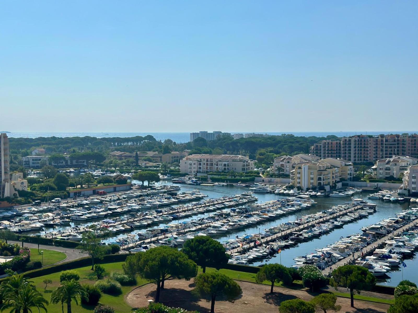 Appartement T3 De Standing Vue Mer Et Marina Mandelieu Exteriér fotografie